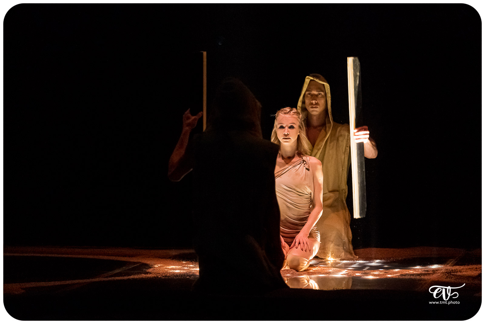 MY LAND (RECIRQUEL COMPANY)